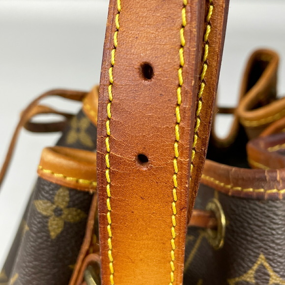 Louis Vuitton Petit Noe Drawstring Shoulder Bag Monogram Brown - Picture 4 of 6